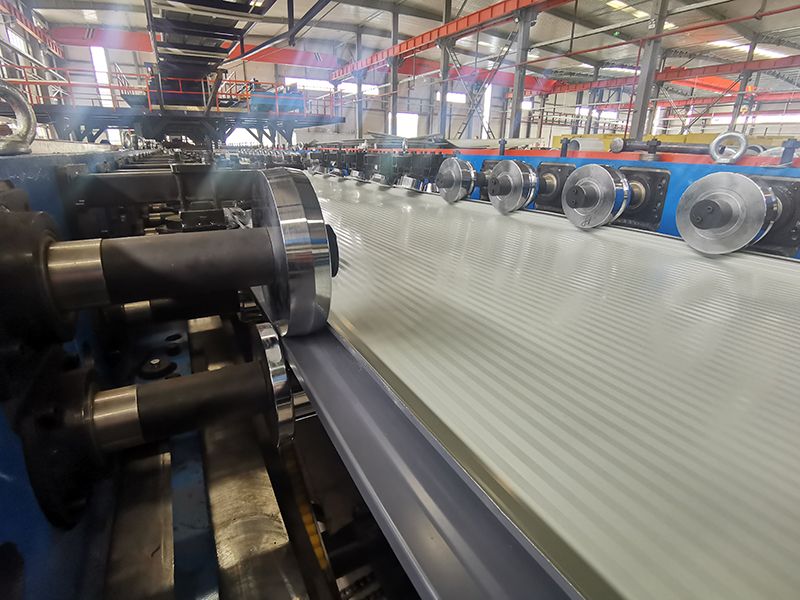 鋼板壓型機(jī)